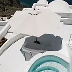 Oia's Secret