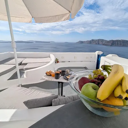 Villa Oia's Secret