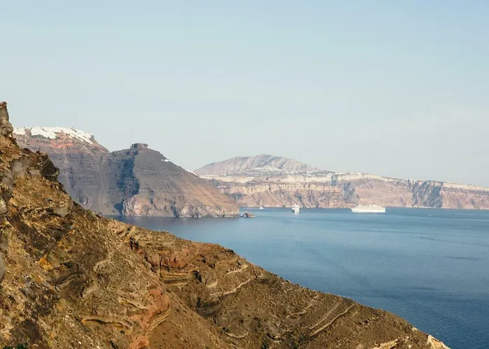 Oia's Secret * Oia (Santorini)