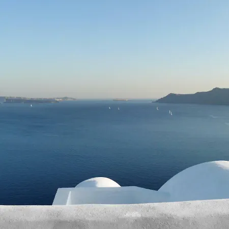 Oia's Secret *
